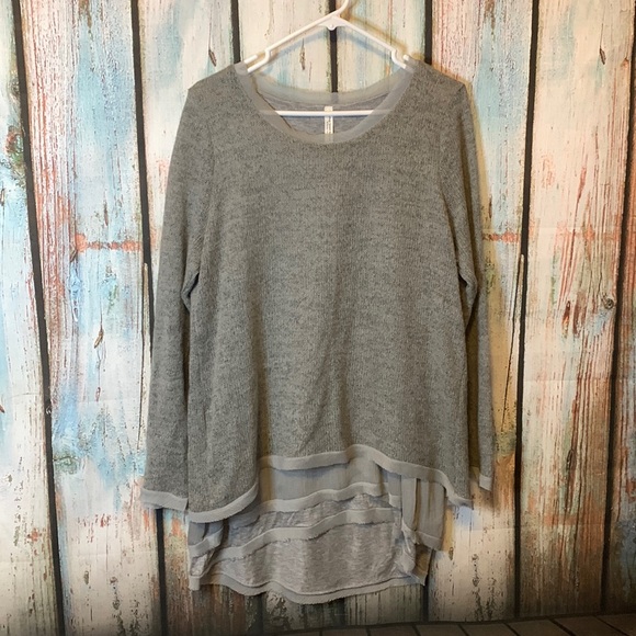 Bishop Street Apparel by Ken & Cody Gray Super Soft Sweater with Attached Layers - Picture 1 of 8
